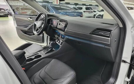 Volkswagen Jetta VII, 2022 год, 2 102 000 рублей, 10 фотография