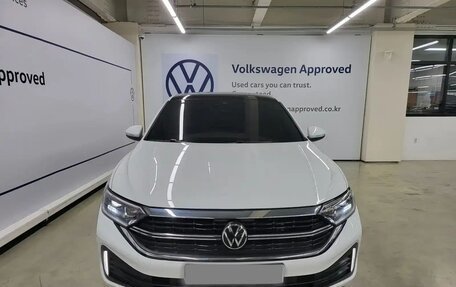 Volkswagen Jetta VII, 2022 год, 2 102 000 рублей, 3 фотография