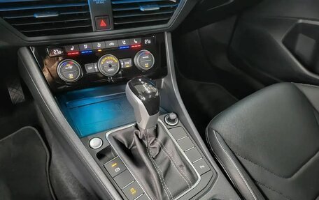 Volkswagen Jetta VII, 2022 год, 2 102 000 рублей, 14 фотография