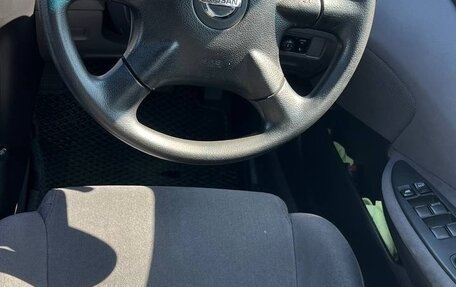 Nissan Primera III, 2001 год, 350 000 рублей, 15 фотография
