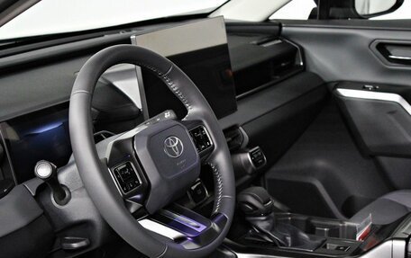 Toyota RAV4, 2026 год, 4 440 000 рублей, 14 фотография