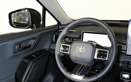Toyota RAV4, 2026 год, 4 440 000 рублей, 15 фотография