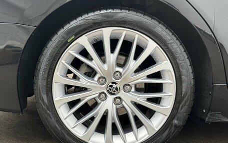 Toyota Camry, 2018 год, 2 590 000 рублей, 14 фотография