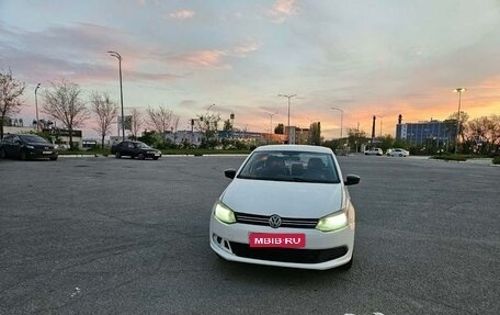 Volkswagen Polo VI (EU Market), 2011 год, 275 000 рублей, 1 фотография