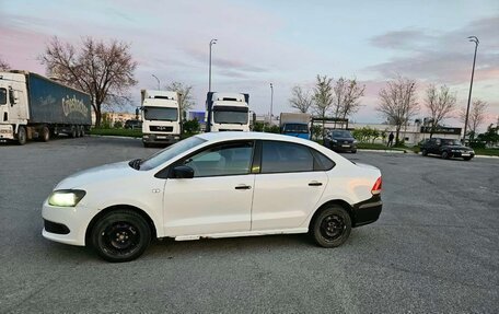 Volkswagen Polo VI (EU Market), 2011 год, 275 000 рублей, 4 фотография