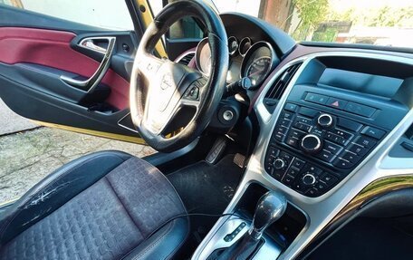 Opel Astra J, 2013 год, 1 050 000 рублей, 15 фотография