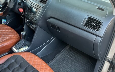 Volkswagen Polo VI (EU Market), 2015 год, 915 000 рублей, 13 фотография