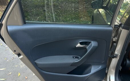 Volkswagen Polo VI (EU Market), 2015 год, 915 000 рублей, 17 фотография