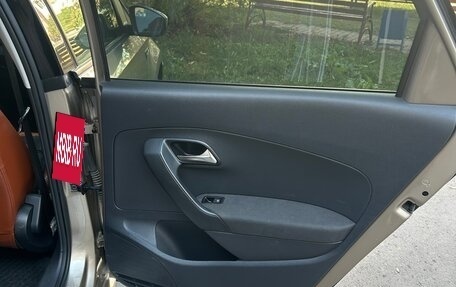 Volkswagen Polo VI (EU Market), 2015 год, 915 000 рублей, 18 фотография