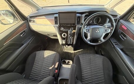 Mitsubishi Delica D:5 I, 2023 год, 3 030 000 рублей, 8 фотография
