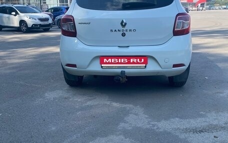 Renault Sandero II рестайлинг, 2016 год, 800 000 рублей, 4 фотография