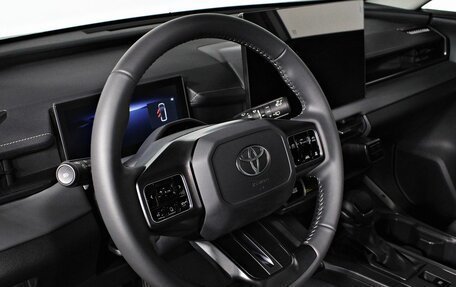 Toyota RAV4, 2026 год, 4 440 000 рублей, 14 фотография