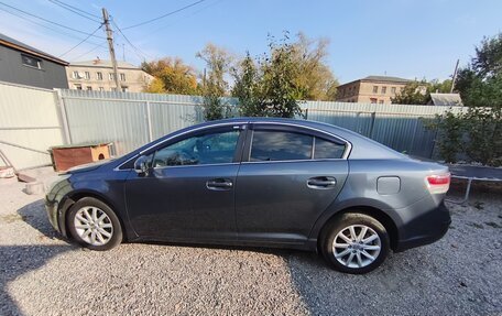 Toyota Avensis III рестайлинг, 2009 год, 810 000 рублей, 2 фотография