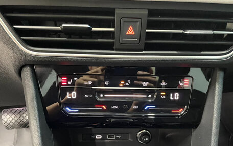 Volkswagen Tiguan II, 2023 год, 2 500 000 рублей, 14 фотография