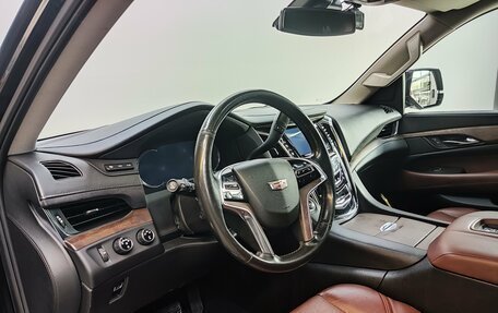 Cadillac Escalade IV, 2016 год, 4 000 000 рублей, 14 фотография