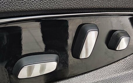 Cadillac Escalade IV, 2016 год, 4 000 000 рублей, 17 фотография