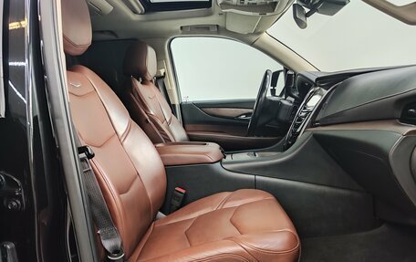 Cadillac Escalade IV, 2016 год, 4 000 000 рублей, 21 фотография