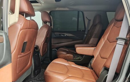 Cadillac Escalade IV, 2016 год, 4 000 000 рублей, 18 фотография