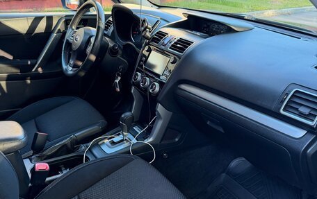 Subaru Forester, 2015 год, 1 750 000 рублей, 10 фотография