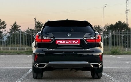Lexus RX IV рестайлинг, 2018 год, 4 000 000 рублей, 10 фотография