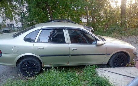 Opel Vectra B рестайлинг, 1996 год, 150 000 рублей, 3 фотография