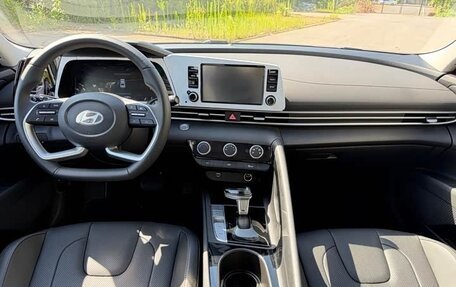 Hyundai Elantra, 2026 год, 1 799 999 рублей, 8 фотография