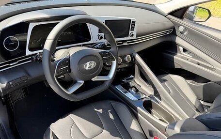 Hyundai Elantra, 2026 год, 1 799 999 рублей, 9 фотография