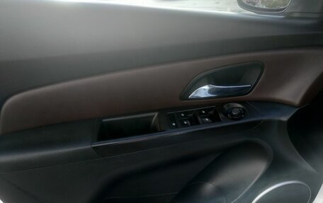 Chevrolet Cruze II, 2014 год, 901 000 рублей, 6 фотография