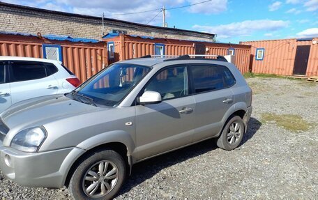 Hyundai Tucson III, 2008 год, 800 000 рублей, 7 фотография