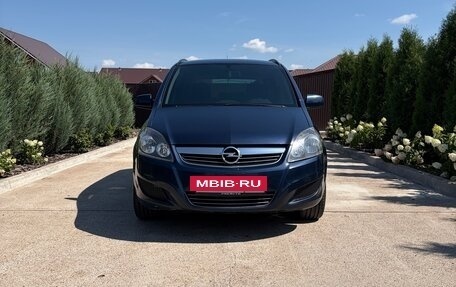 Opel Zafira B, 2012 год, 580 000 рублей, 2 фотография