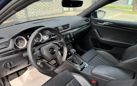 Skoda Superb III рестайлинг, 2017 год, 2 450 000 рублей, 16 фотография