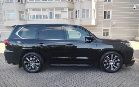 Lexus LX III, 2018 год, 9 000 000 рублей, 3 фотография