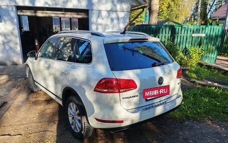 Volkswagen Touareg III, 2011 год, 2 200 000 рублей, 5 фотография