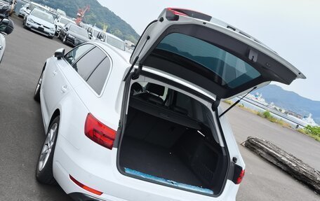 Audi A4, 2016 год, 2 100 000 рублей, 10 фотография