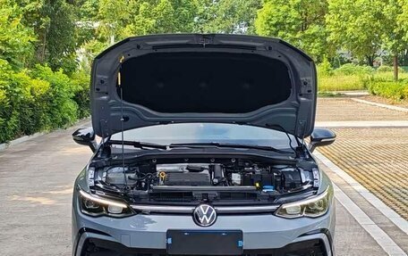 Volkswagen Golf VIII, 2023 год, 1 999 999 рублей, 3 фотография