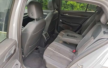 Volkswagen Golf VIII, 2023 год, 1 999 999 рублей, 14 фотография