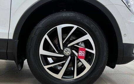 Volkswagen Tiguan II, 2018 год, 1 990 000 рублей, 17 фотография