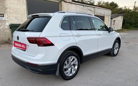 Volkswagen Tiguan II, 2021 год, 3 200 000 рублей, 4 фотография