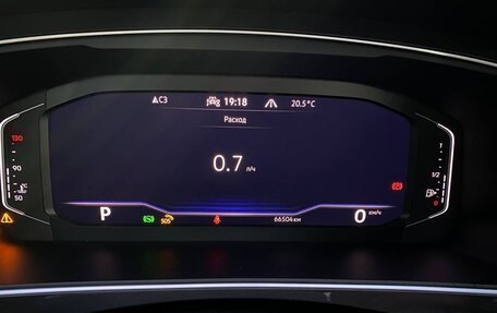 Volkswagen Tiguan II, 2021 год, 3 200 000 рублей, 31 фотография