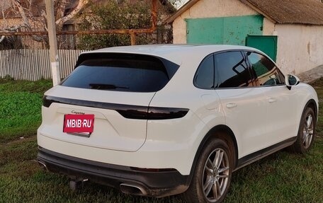 Porsche Cayenne III, 2022 год, 10 700 000 рублей, 3 фотография