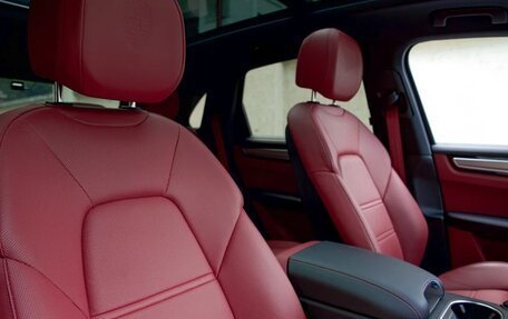 Porsche Cayenne III, 2022 год, 10 700 000 рублей, 11 фотография