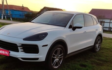 Porsche Cayenne III, 2022 год, 10 700 000 рублей, 2 фотография