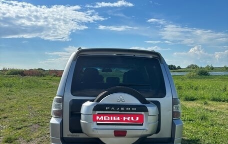 Mitsubishi Pajero IV, 2011 год, 1 650 000 рублей, 5 фотография