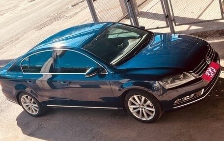 Volkswagen Passat B7, 2012 год, 2 000 000 рублей, 2 фотография