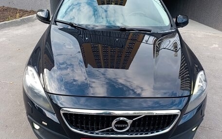 Volvo V40 Cross Country I, 2014 год, 1 650 000 рублей, 2 фотография
