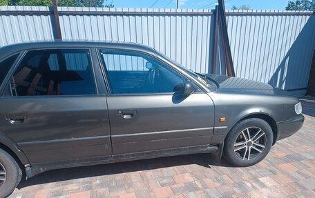 Audi A6, 1995 год, 250 000 рублей, 6 фотография