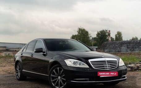 Mercedes-Benz S-Класс, 2010 год, 2 100 000 рублей, 2 фотография