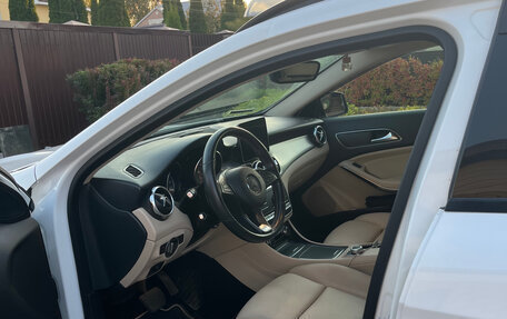 Mercedes-Benz GLA, 2019 год, 2 800 000 рублей, 11 фотография