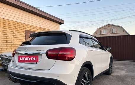 Mercedes-Benz GLA, 2019 год, 2 800 000 рублей, 15 фотография