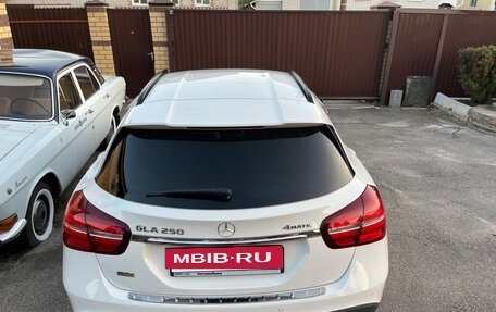 Mercedes-Benz GLA, 2019 год, 2 800 000 рублей, 19 фотография